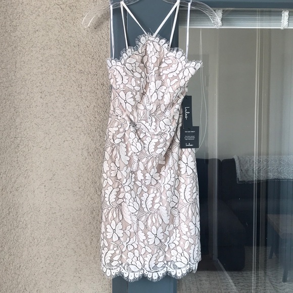 Lace Ivory Dress - Picture 2 of 3